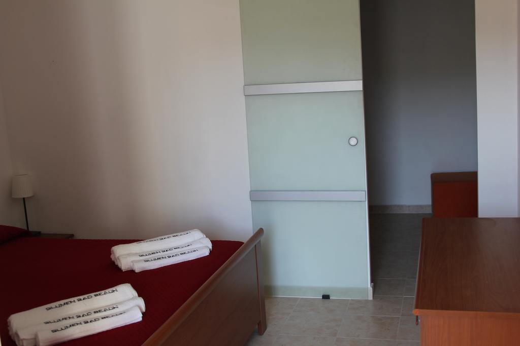 Blumen Bad Beach Apartment Метапонто Стая снимка