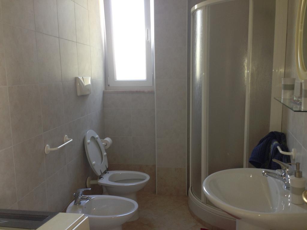 Blumen Bad Beach Apartment Метапонто Стая снимка